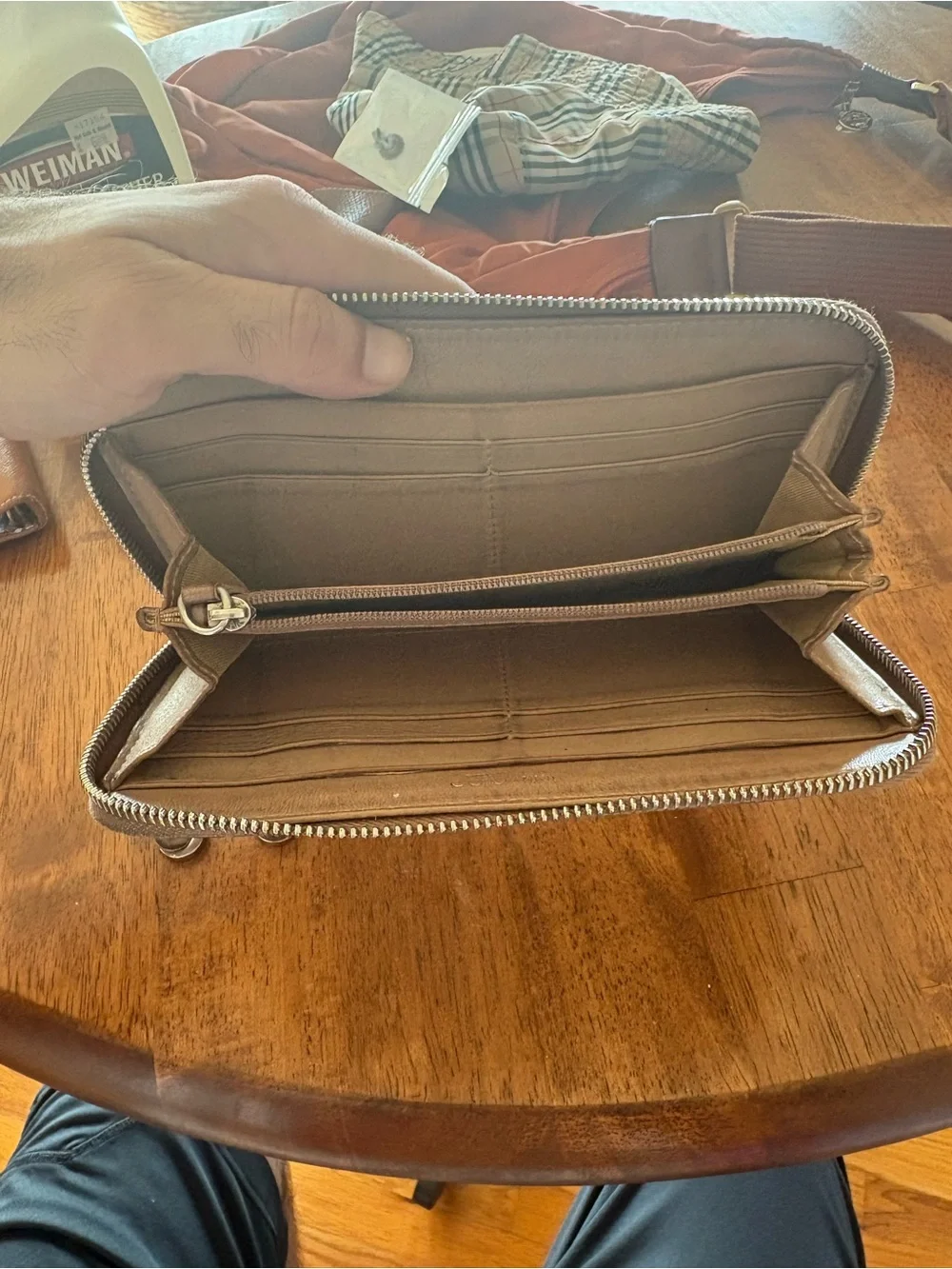 Jimmy choo Studded Star Zip Wallet - tan brown